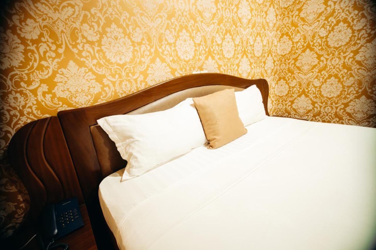 Plus 33 Hotel Nungua Buitenkant foto